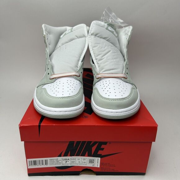 Nike Air Jordan 1 Retro High OG WMNS “Seafoam” 2023 - Picture 2 of 4
